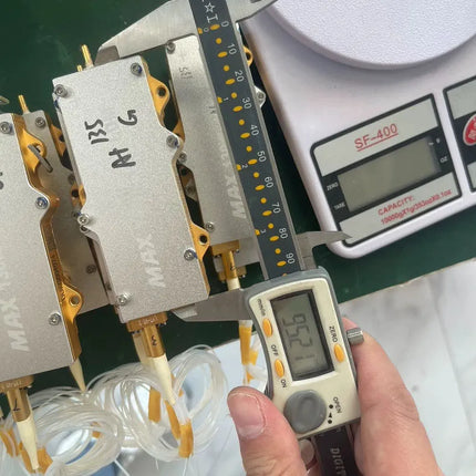 MAX Innovation 130W Laser Pump Source Module – 915nm Wavelength, 14.8V DC Input image 3