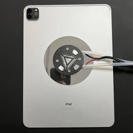 Quad-Fan Semiconductor Water Cooling System - Ultimate Magnetic Cooling for Mobile Gaming image 3