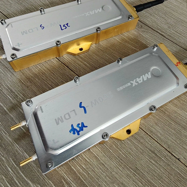 Chuangxin 260W High-Power Laser Module with SMA905 Connector and Integrated Heating Fiber for Power Stabilization image 0