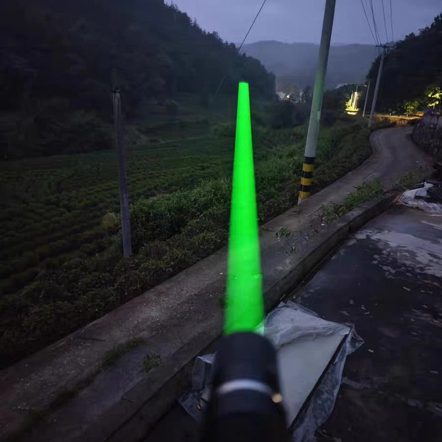 1.35W 520nm Green Laser Positioning Indicator, Adjustable Focus Head, 3+2 Power Modes, 60℃ Thermal Step-Down Protection, Full Anodized Aluminum Housing for Astronomy, Outdoor Signaling & Teaching Demonstration