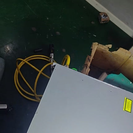 Used Disassembled Original IPG 1500W Fiber Laser Source QBH Connector, 5M Fiber Cable, Adjustable Power, Real Time Voltage Current Temperature Display, Red Pilot Beam, External Power Supply