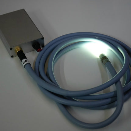 Portable Endoscope Cold Light Source – High-Power LED, Linear Dimming, USB-C Rechargeable, Custom Fiber Interface