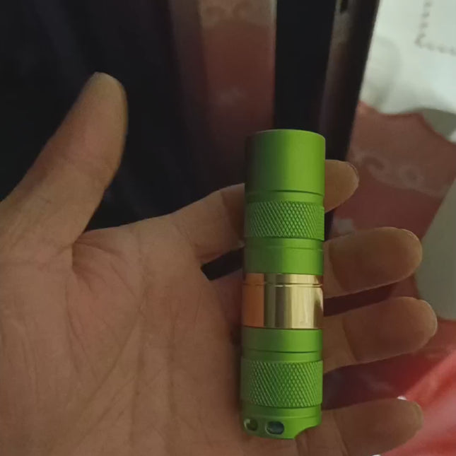 2W 520nm Green Laser Star Pointer Portable Outdoor Indicator Powered by 18350 Battery