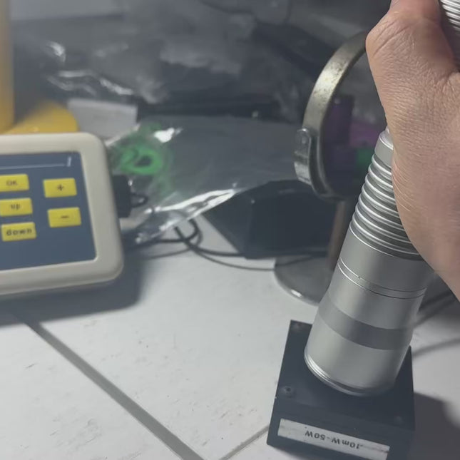 2W-2.5W 525nm Compressed Beam Green Laser Flashlight, Custom CNC Integrated Lens, 3 Power Modes, Overheat Protection, USB-C Charging, With Free 5000mAh Battery