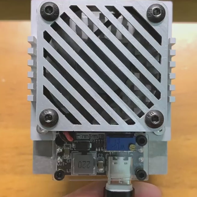 Cyberpunk DIY Semiconductor Cooling Phone Case, Peltier Fast Cooling Game Radiator, Non Water Cooling Phone Cooler for PUBG Gaming