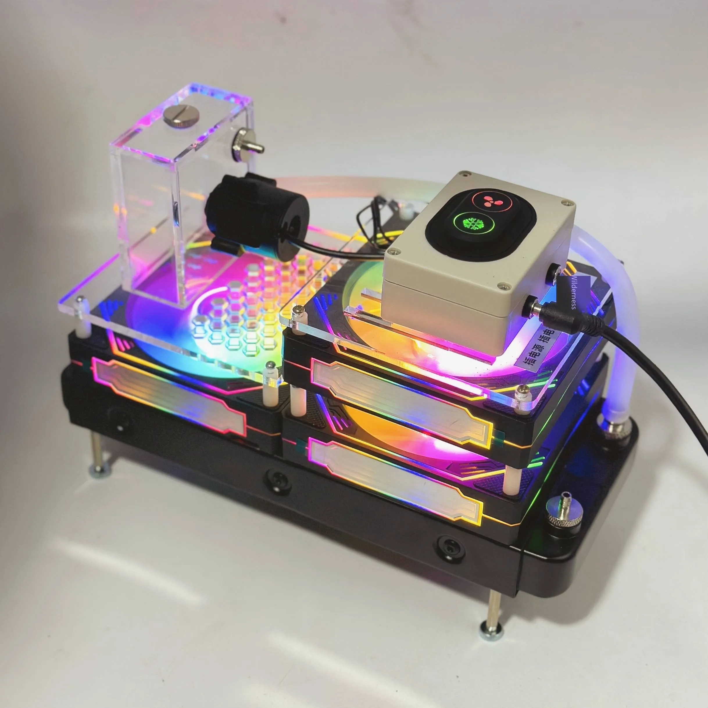 SKU图5 Glacier Water Cooling System - Ultra-Light Magnetic Cooling for Tablets & Phones - Image 1