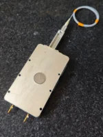 High-Power Compact Laser Diode Module – 380W, 976nm, 200/220µm Fiber - Image 4